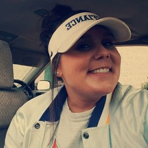 Meet your Posher, Mckenzie